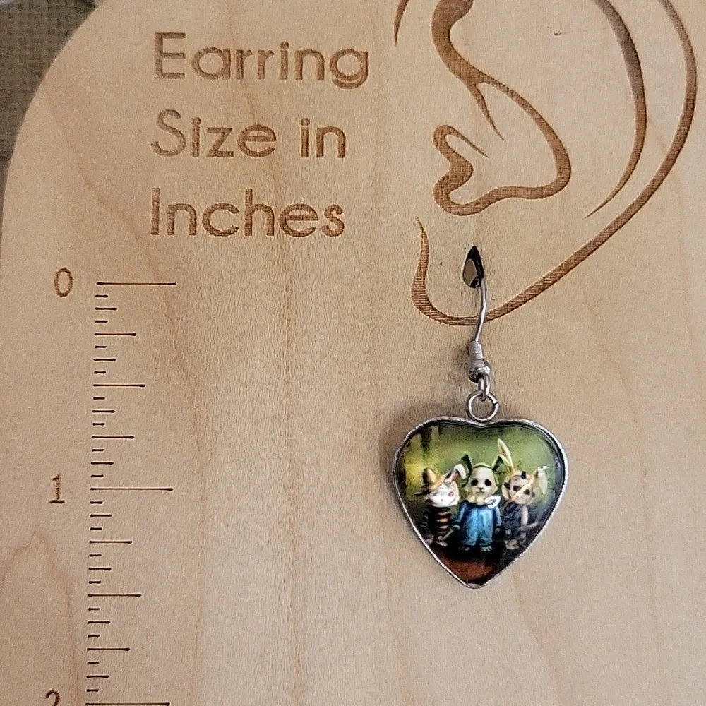 CREEPY GANG EARRINGS - Picture 5 of 6